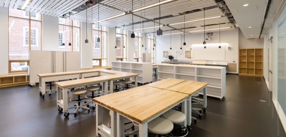 The Call to Lead Lab in the Irving Institute.